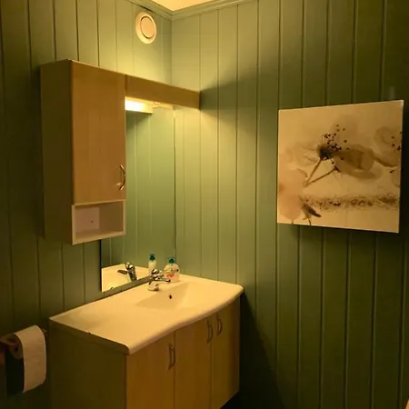 Holiday home Lemonsjoen Stuttgongfossen
